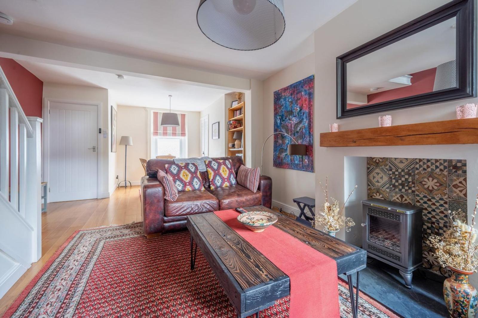 Chic 2-Bedroom Townhouse In Vibrant Abergavenny Ngoại thất bức ảnh